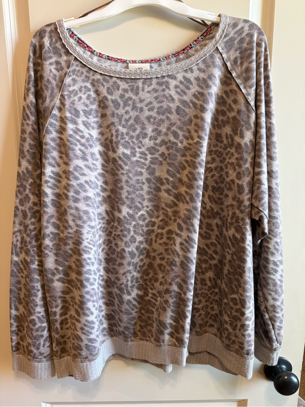 Knox Rose Taupe Leopard-Print Pullover Sweatshirt